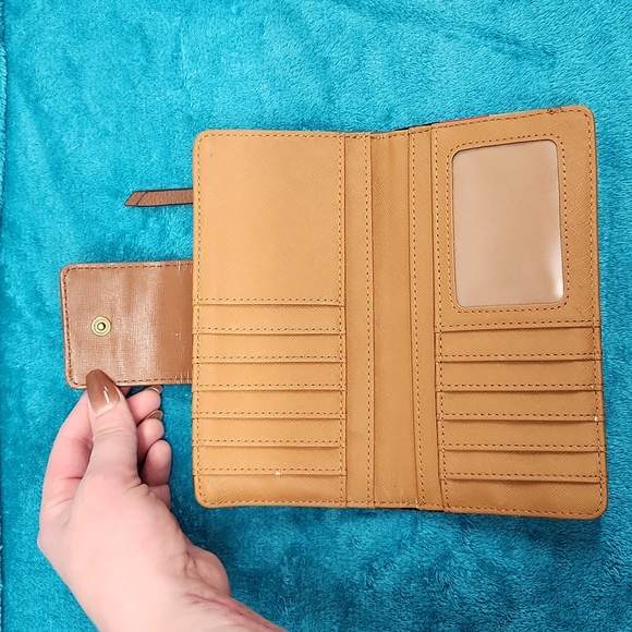 Fossil Red, Gold, Brown, and Black Bifold Leather Wallet - Picture 3 of 8